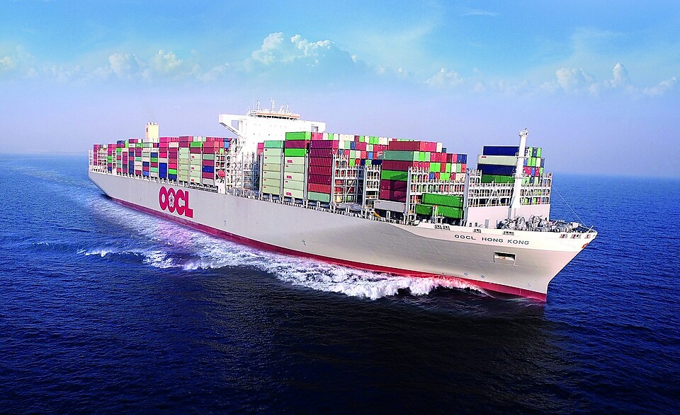 oocl Hong Kong - worlds largest container ship