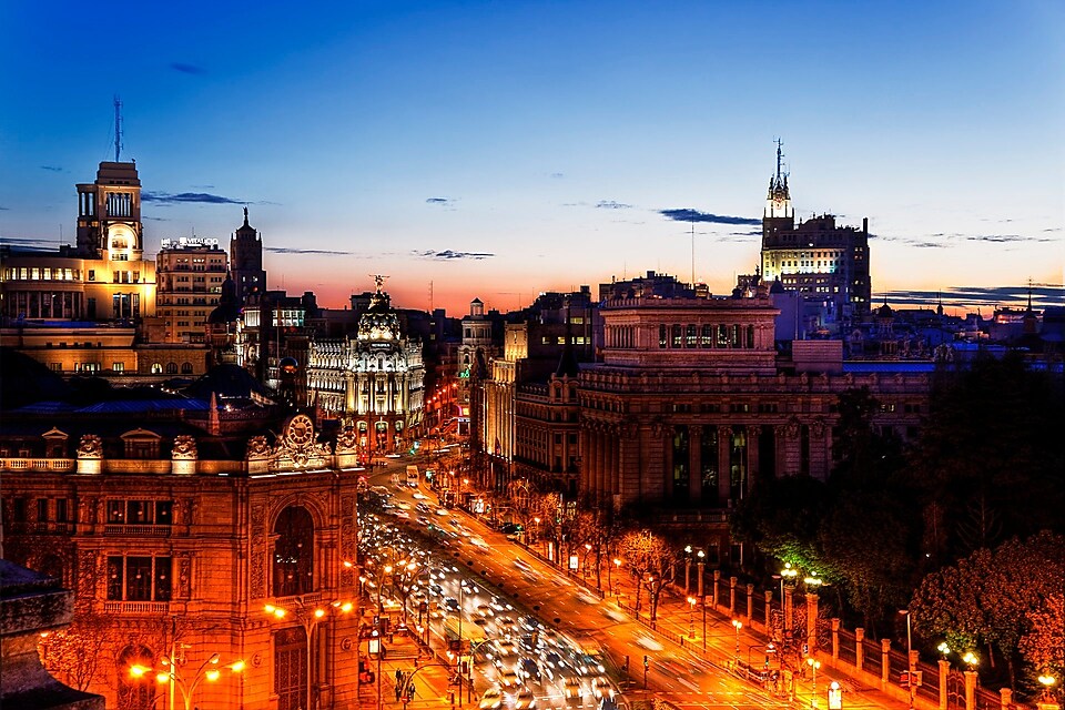 madrid city roads and street lights