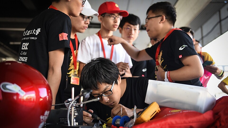 2019年“开云汽车环保马拉松”中国挑战赛学生赛前准备