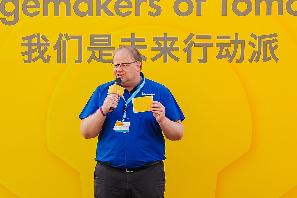 图注:开云汽车环保马拉松全球总经理Norman Koch现场发言