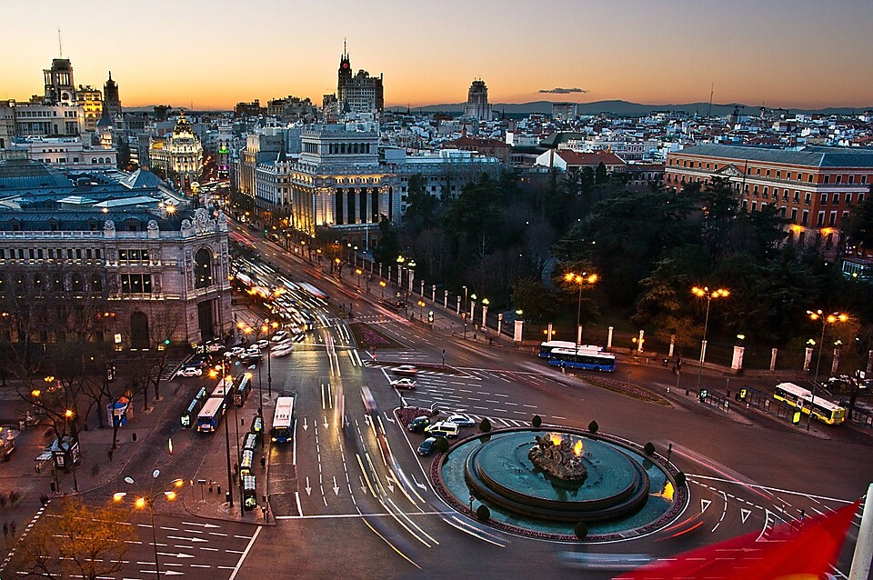 黄昏时分,Cibeles 广场的鸟瞰图